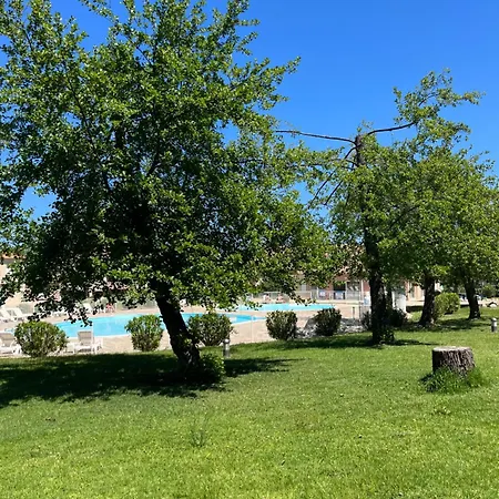 Les De Melody Santa-Maria-Poggio (Corsica)